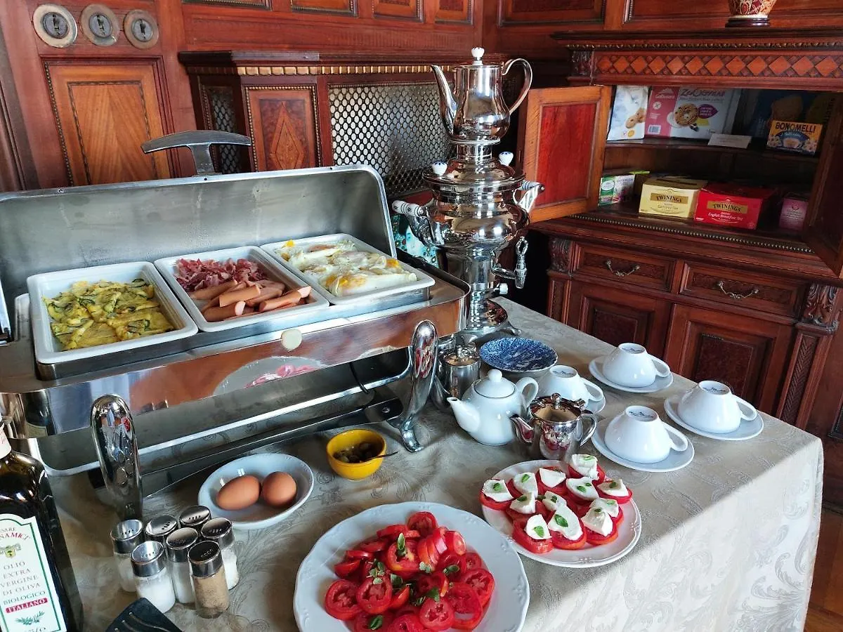 Villa Tina Hotel Viareggio 3*,  Italy