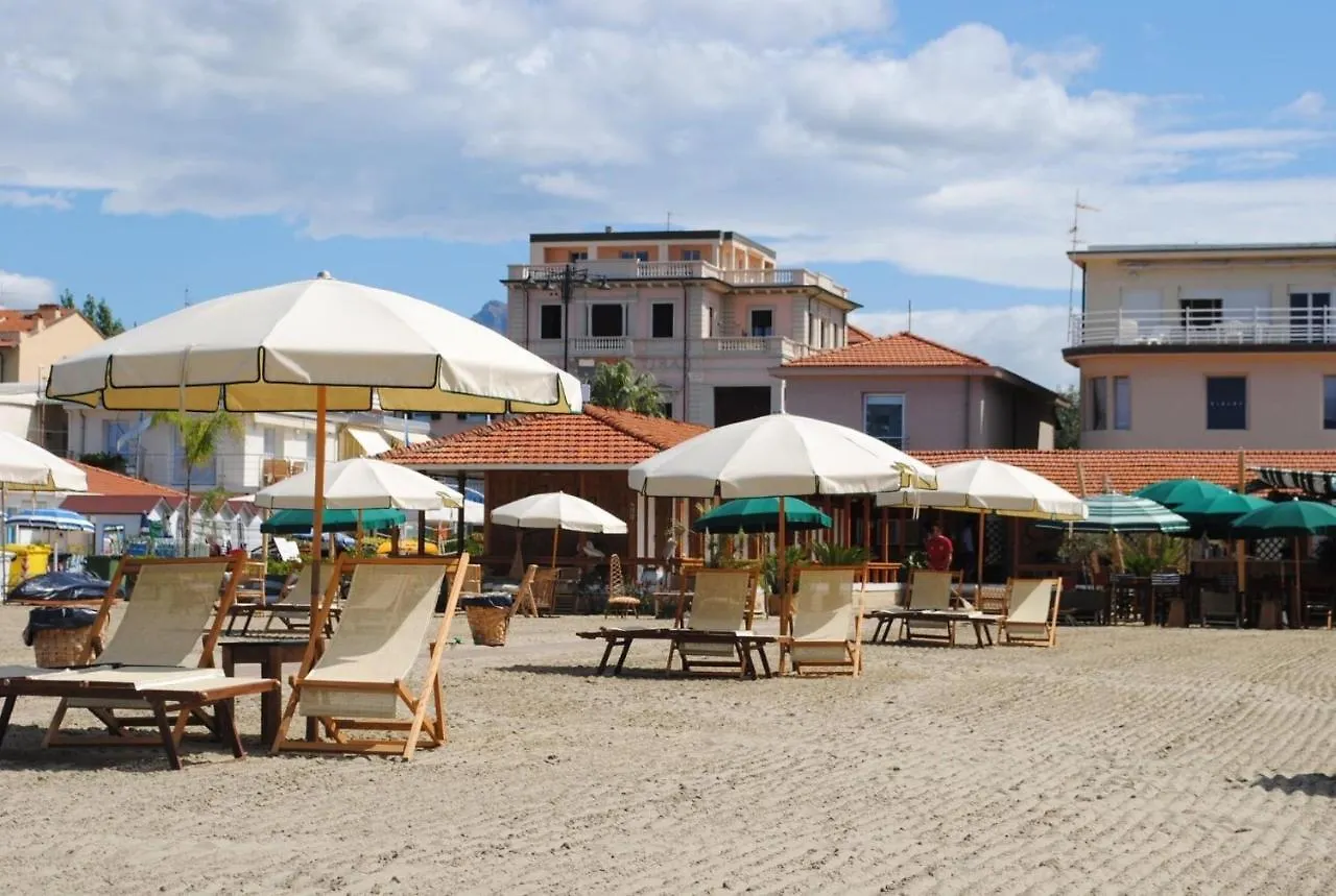Villa Tina Hotel Viareggio