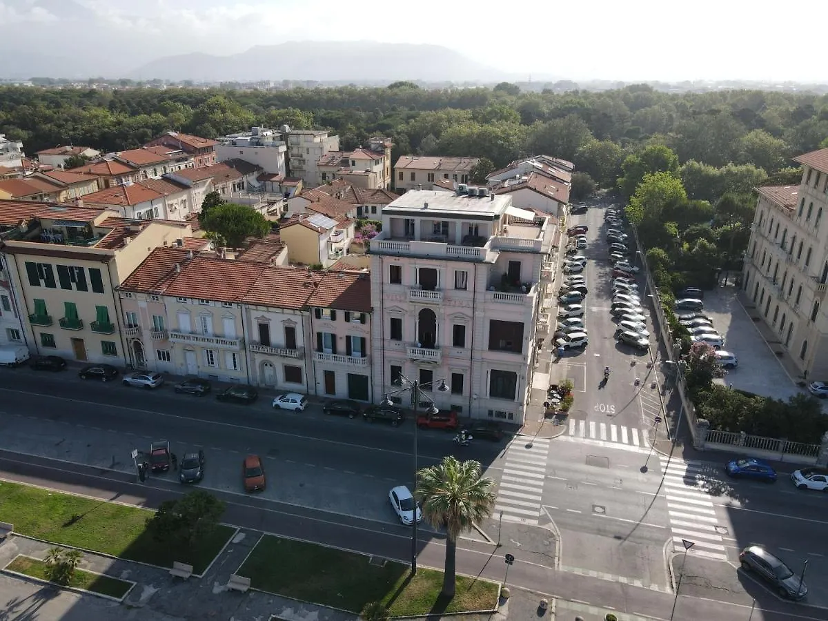 Villa Tina Hotel Viareggio 3*,
